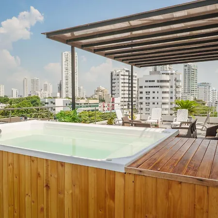 Bahia 79 Apartasuites Cerca Al Centro Apartahotel