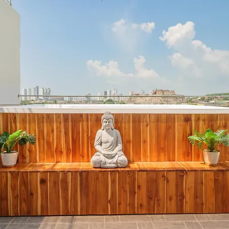 Apartahotel Bahia 79 Apartasuites Cerca Al Centro