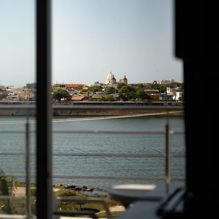 Bahia 79 Apartasuites Cerca Al Centro Aparthotel Cartagena