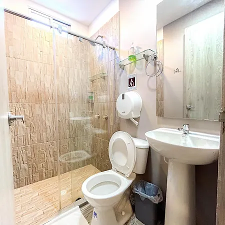 Bahia 79 Apartasuites Cerca Al Centro 4*