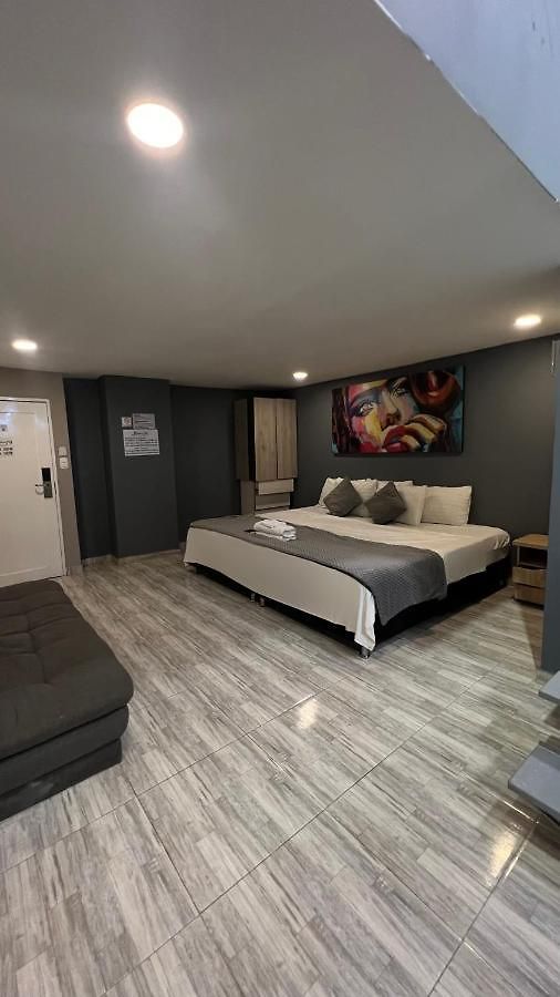 Aparthotel Bahia 79 Apartasuites Cerca Al Centro 4*