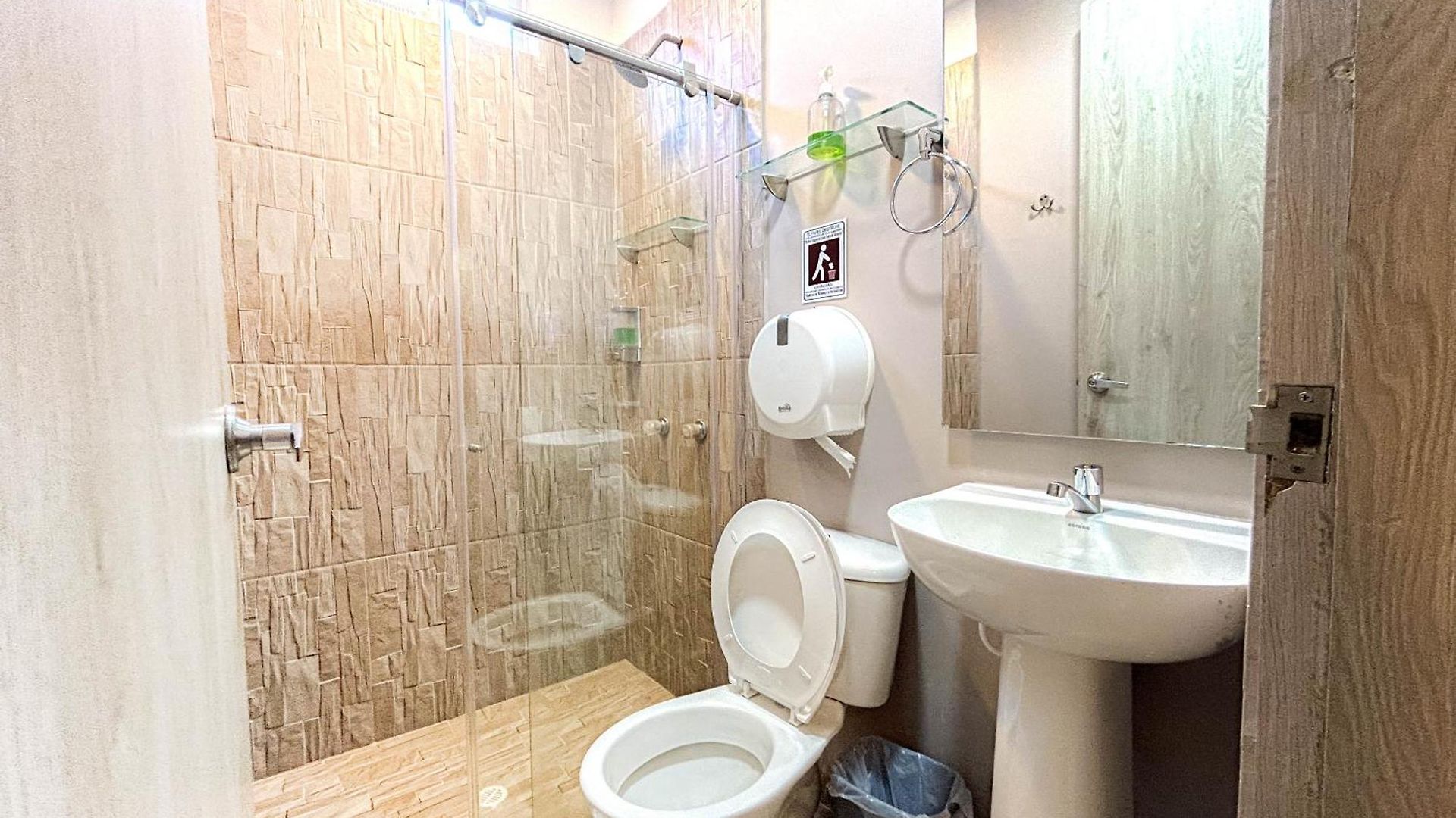 Bahia 79 Apartasuites Cerca Al Centro 4*