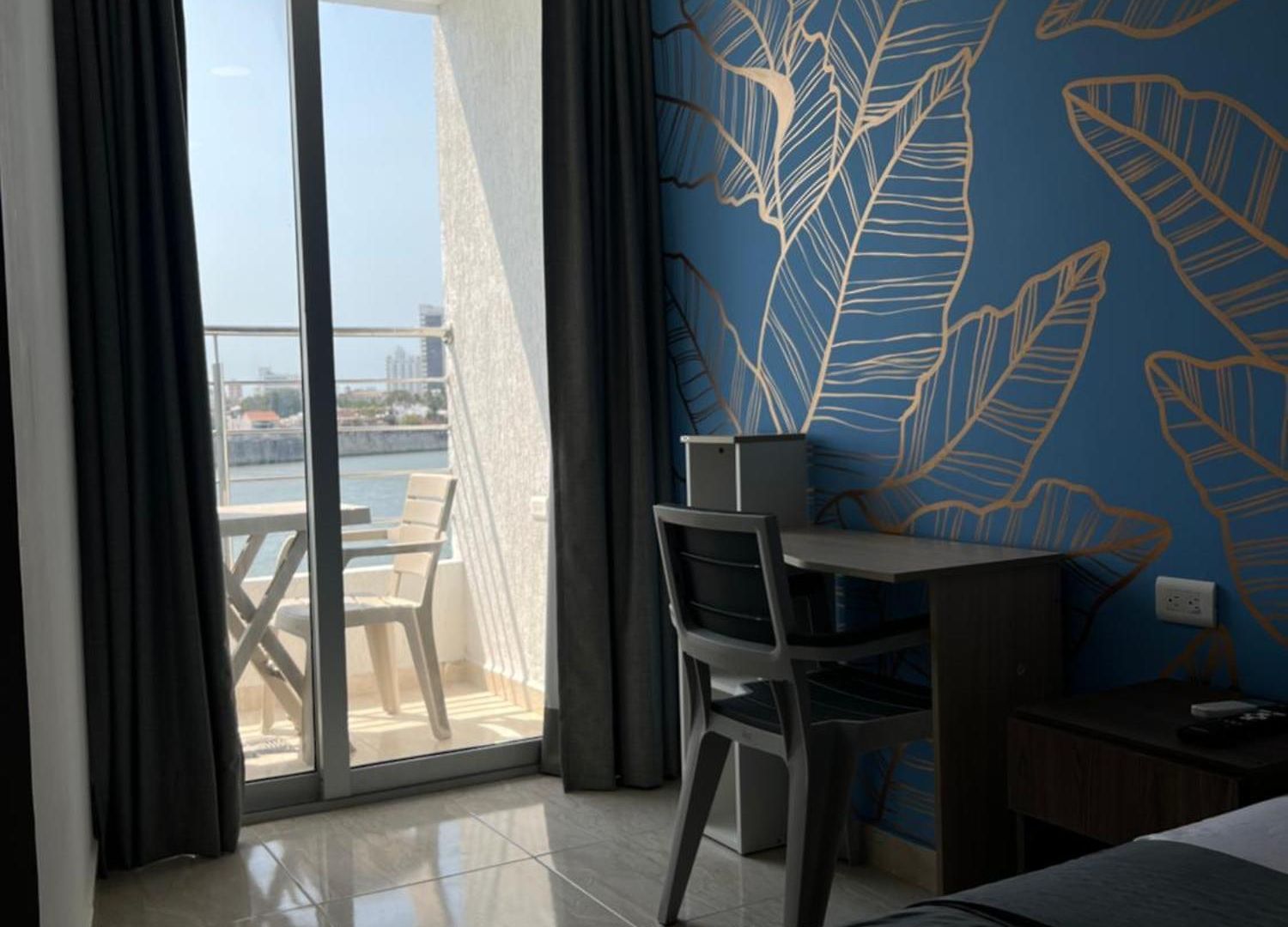 Bahia 79 Apartasuites Cerca Al Centro Aparthotel