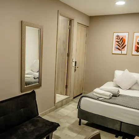 Apartahotel Bahia 79 Apartasuites Cerca Al Centro