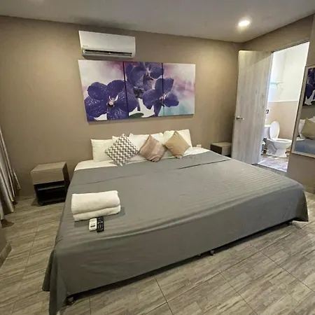 Apartahotel Bahia 79 Apartasuites Cerca Al Centro Cartagena
