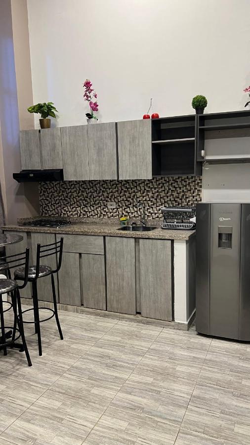 Bahia 79 Apartasuites Cerca Al Centro Aparthotel Cartagena