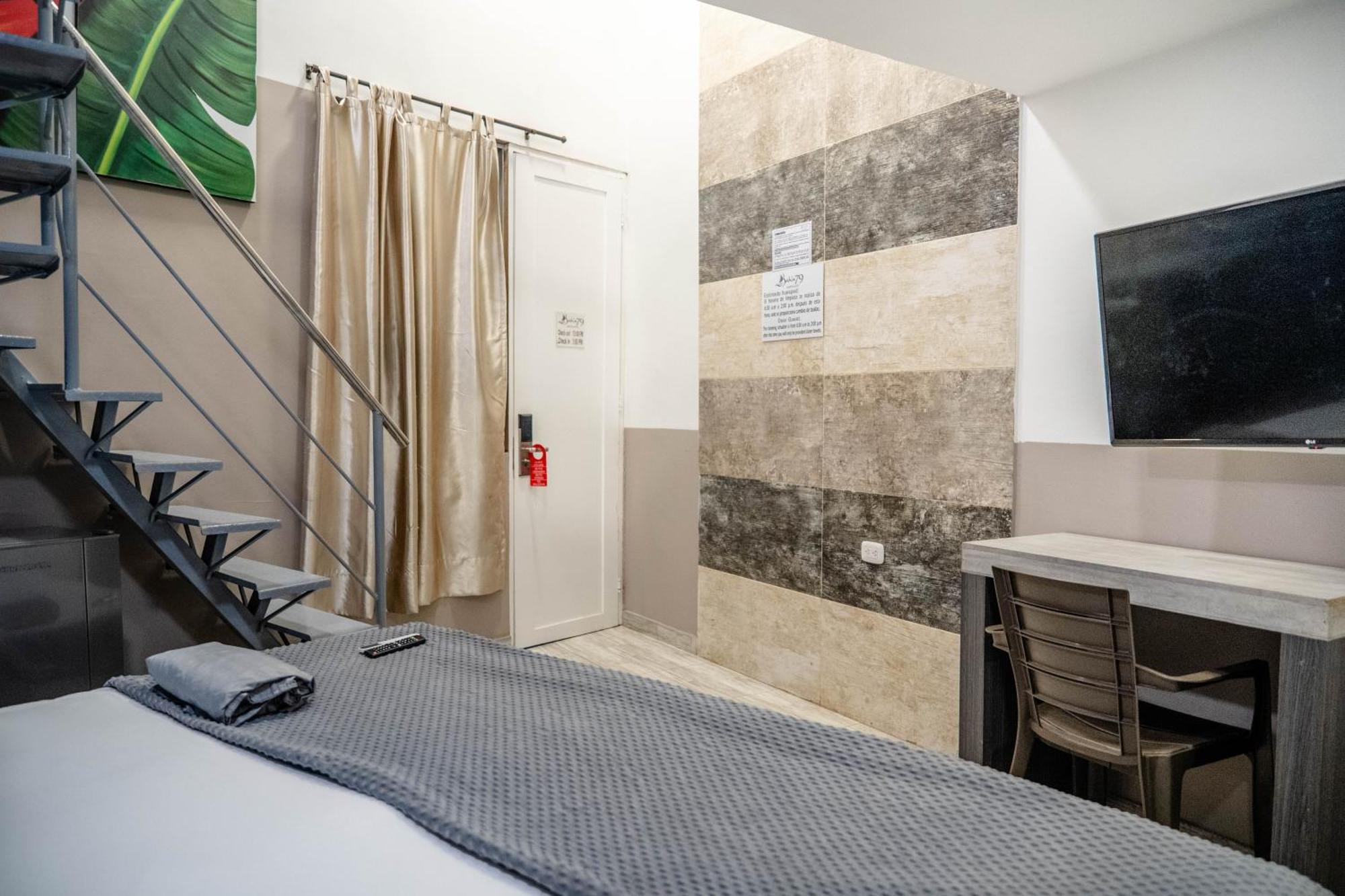 Aparthotel Bahia 79 Apartasuites Cerca Al Centro Cartagena