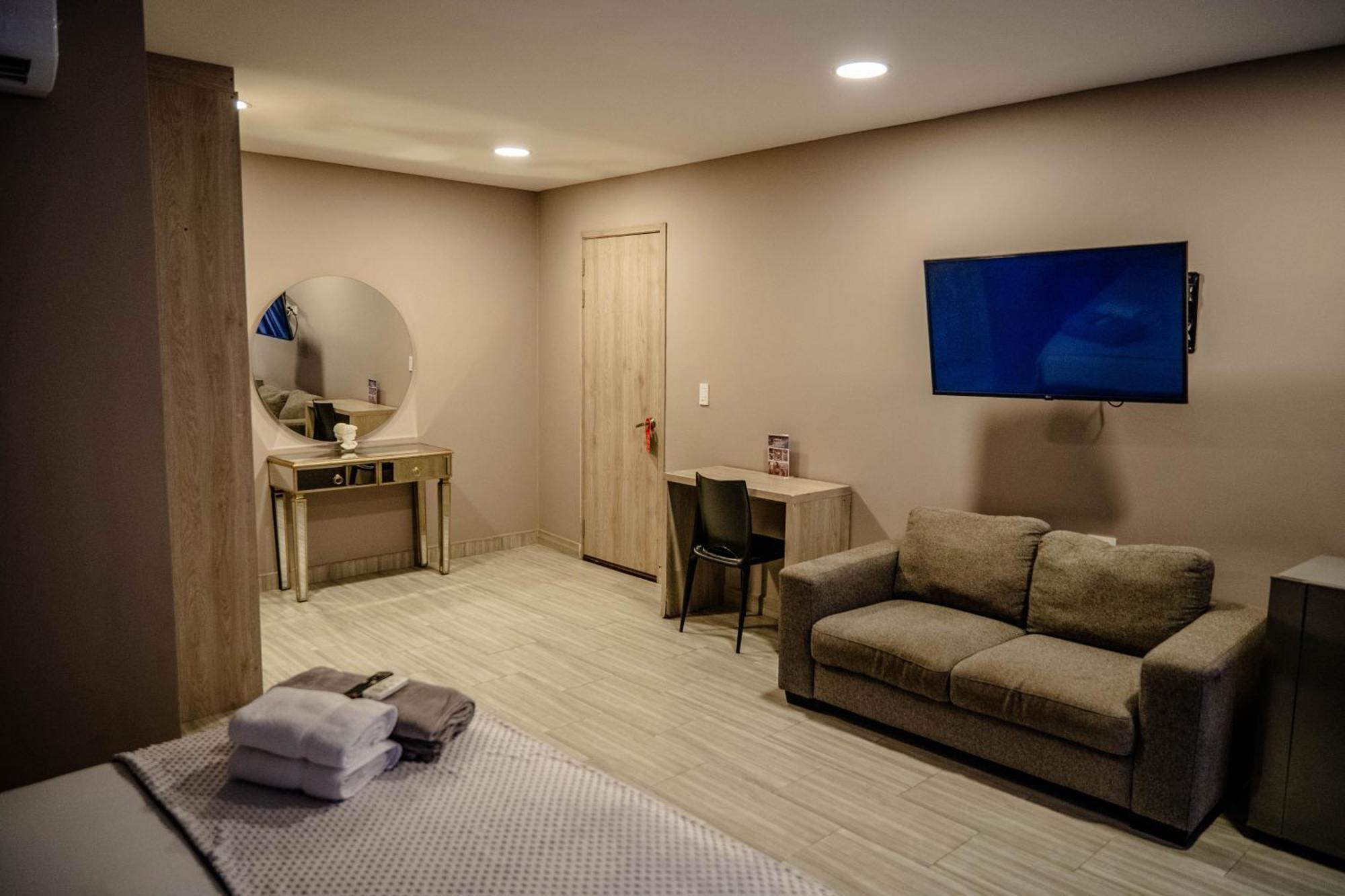 Apartahotel Bahia 79 Apartasuites Cerca Al Centro